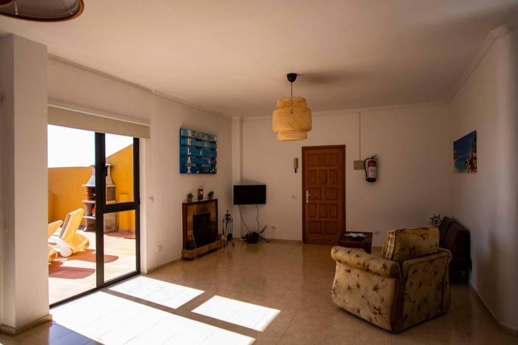 Casa de Férias Atico En La Playa De La Aldea.